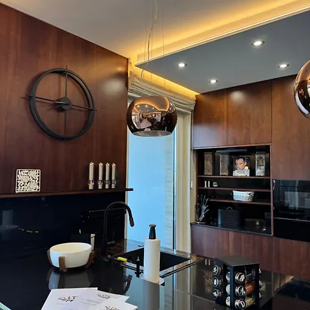 Apartment Lts Rent Luxury&comfortable Premium Letnica